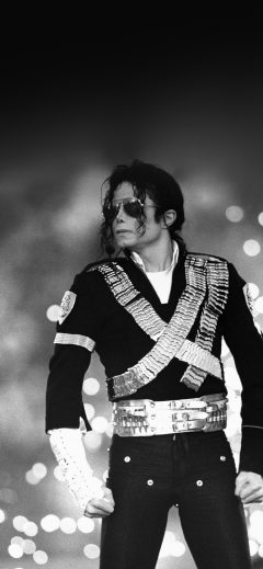 Michael Jackson Performs At Super Bowl XXVII Halftime Show - January 31, 1993